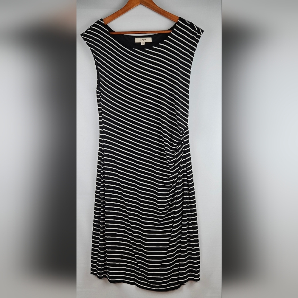 LOFT Womens Large Sleeveless Black and White Striped Dress